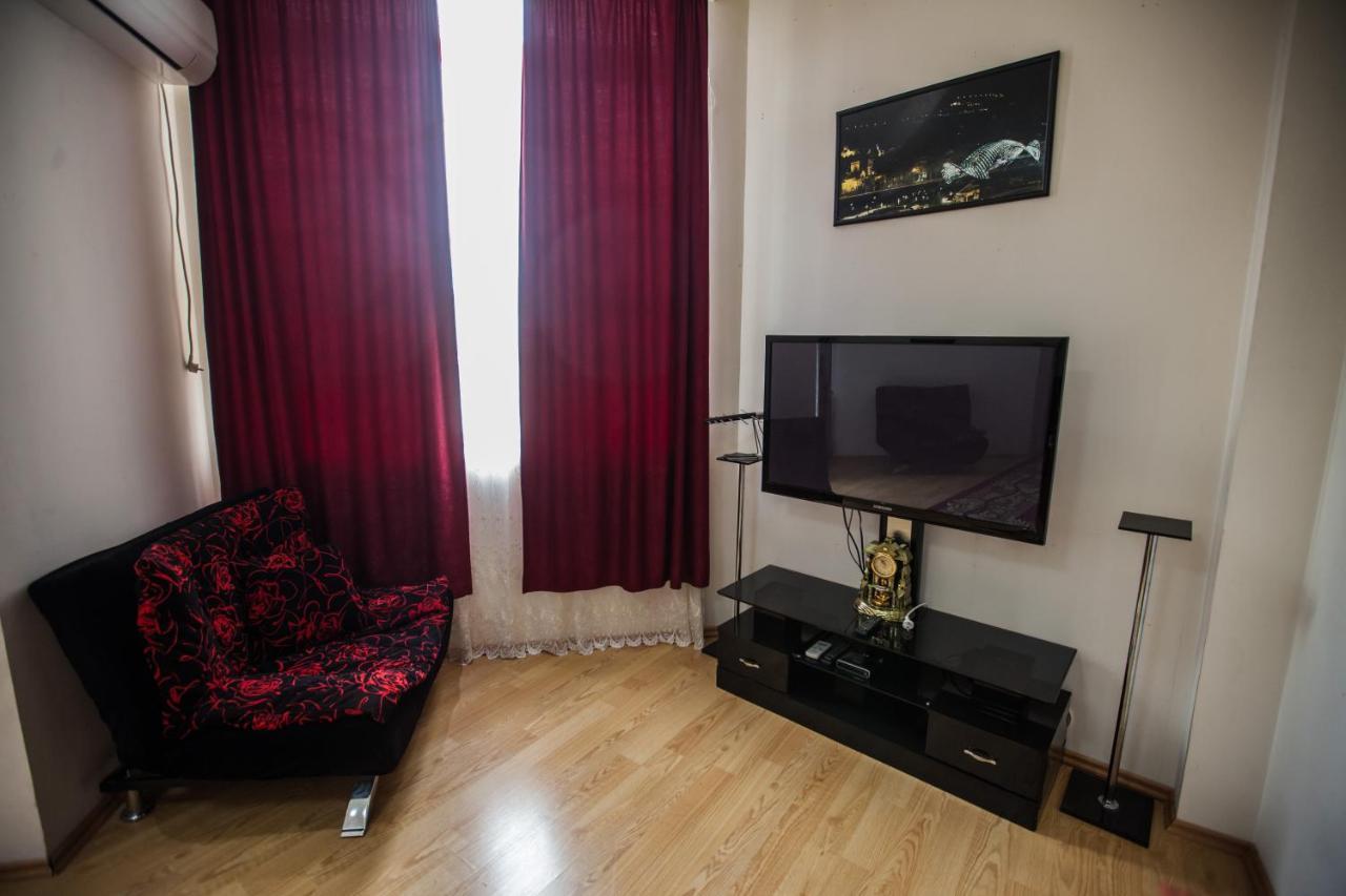 Sunny Apartments. Tbilisi. 300 Aragveli Экстерьер фото